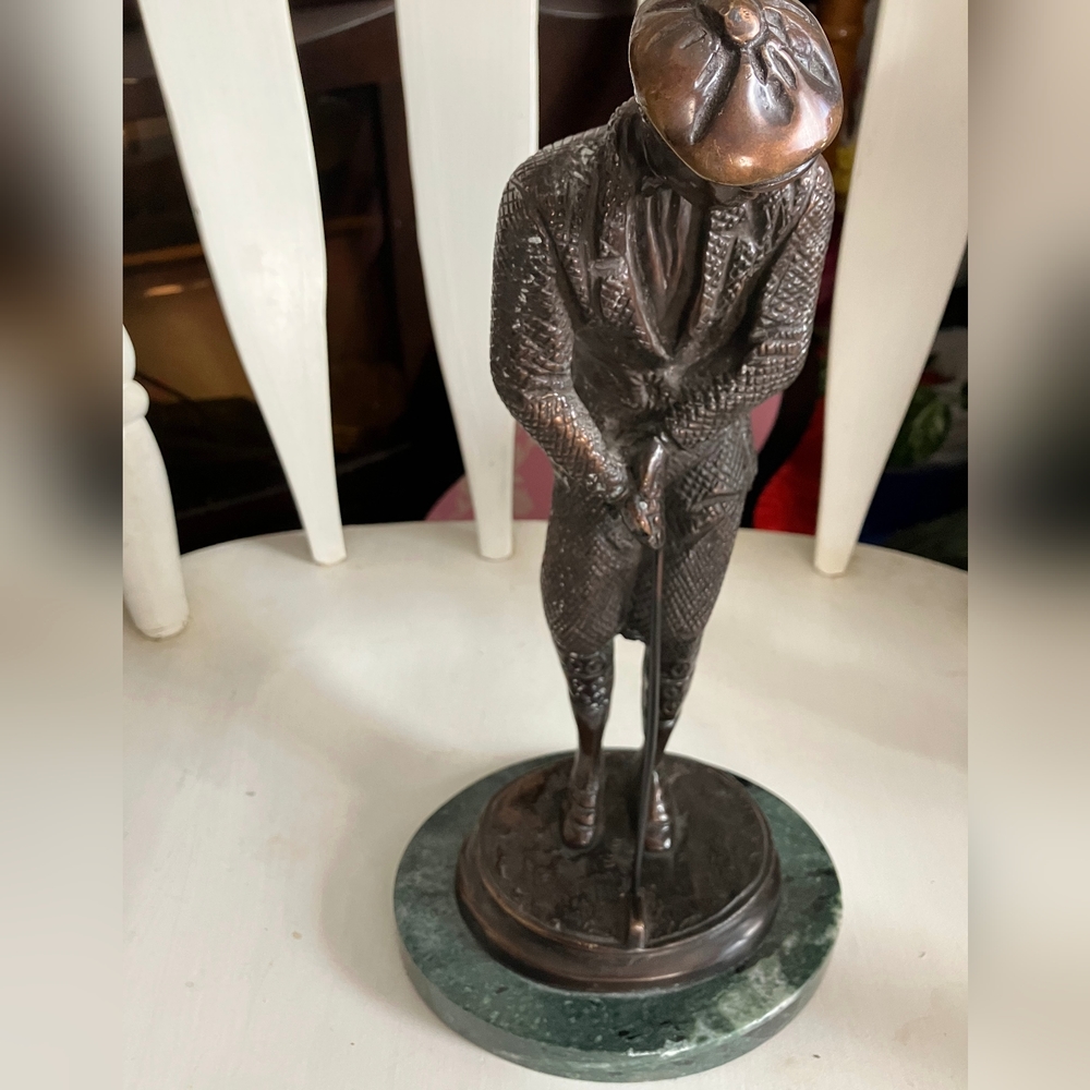 Vintage J.Daste - golfer - Bronze Statue